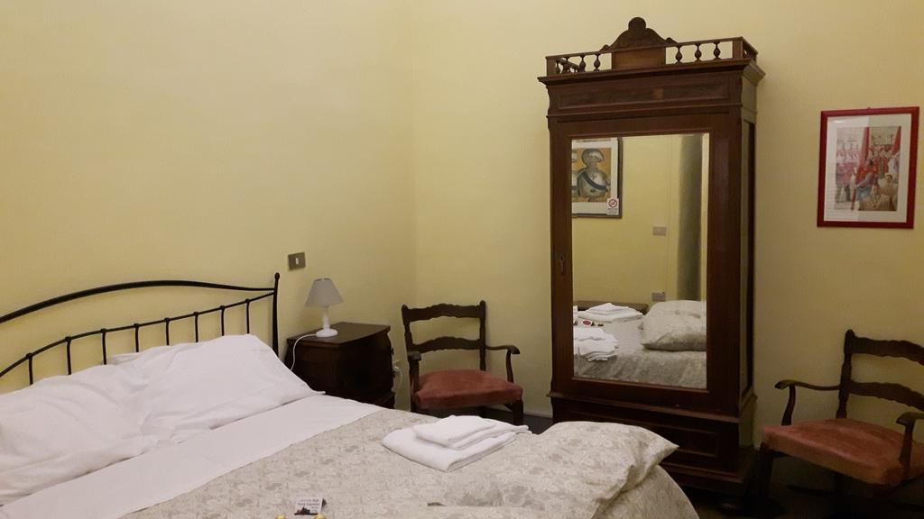 Torre Cepollini Hotel Albenga Exterior photo