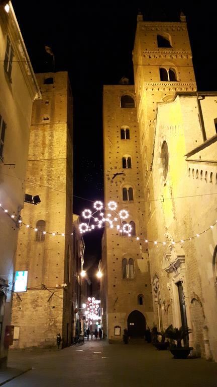 Torre Cepollini Hotel Albenga Exterior photo